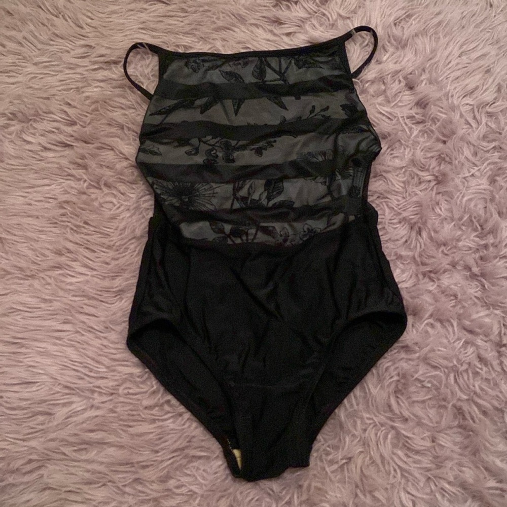 Suffolk leotard